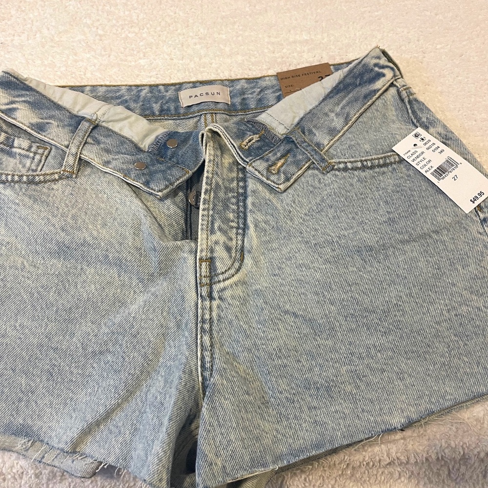 PacSun high rise jean short
